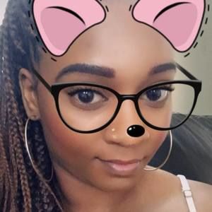 Meet your Posher, Brittney